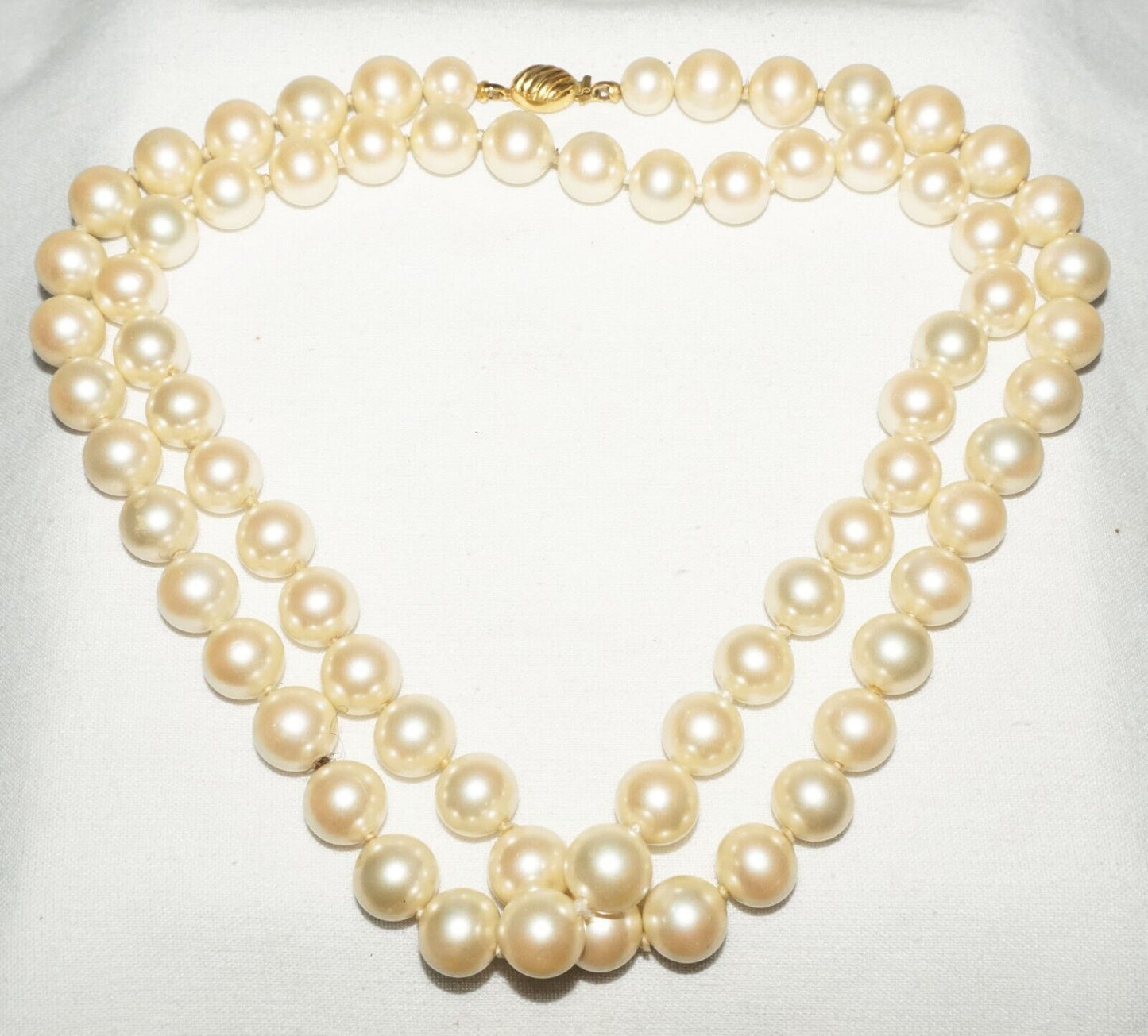 Vintage Faux Pearl Necklace 30" w. Gold Plated Clasp (KoS) L15