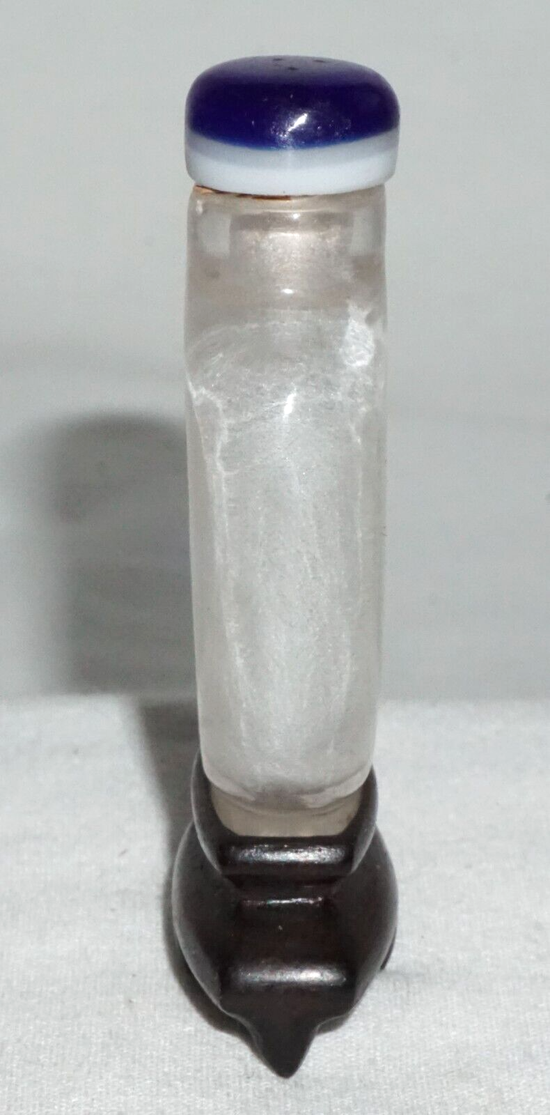 Vintage Chinese Quartz Crystal Carved Snuff Bottle w. Glass Stopper (LLA)