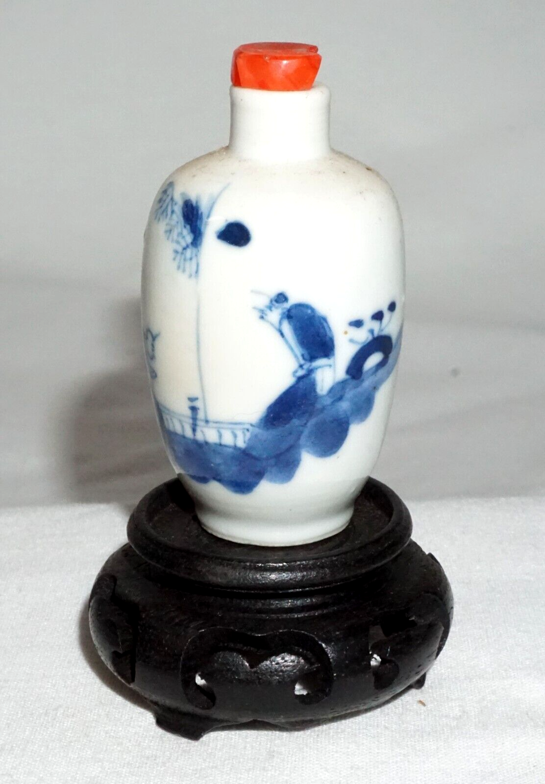 Vintage Chinese B&W Porcelain Snuff Bottle w. Figure in Landscape Motif (LLA)