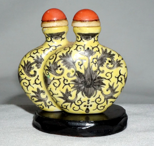 Antique Chinese Porcelain Snuff Bottle Floral on Yellow Ground Qianlong (LLA)