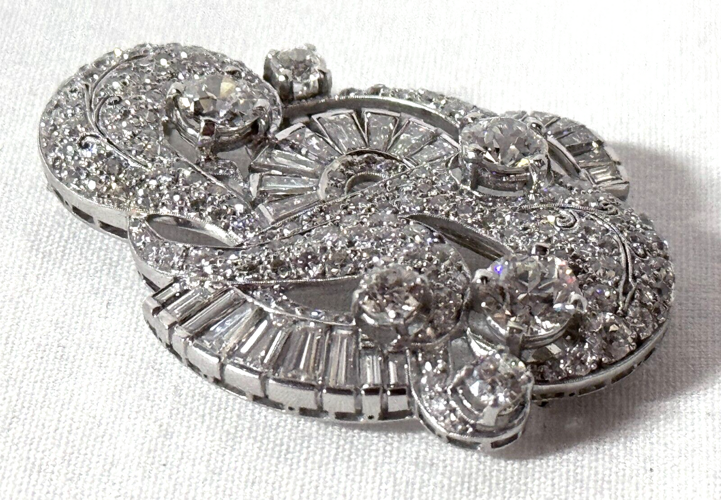 14 K. White Gold Diamond Filigree Brooch Total Diamonds Approx. 10ct. (ChR)