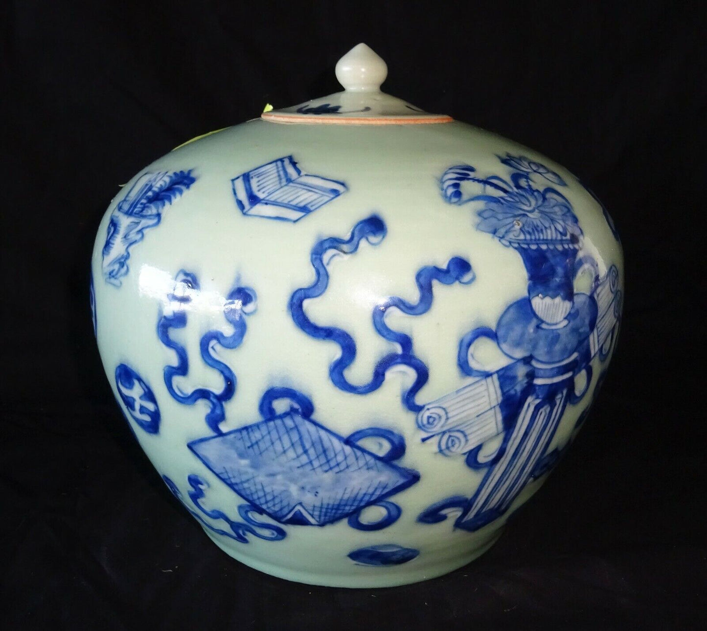 19C Chinese Large Porcelain Jar B&W 100 Antiques & Bat Motif Cover (HeN)#10 IC