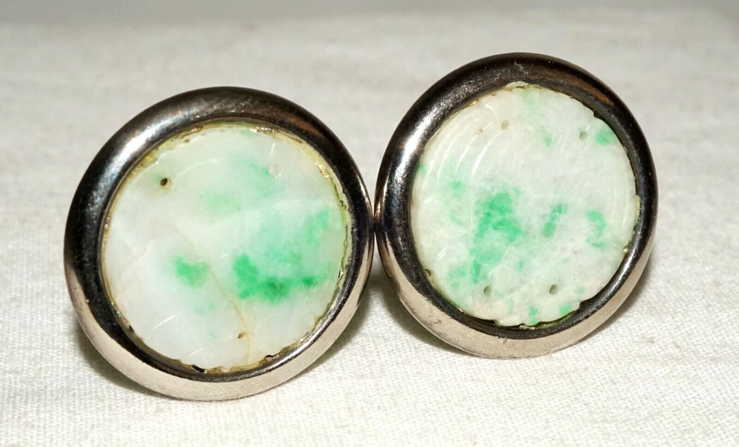 Vtg Sterling Silver White & Apple Green Jadeite Jade Button Ear Clips (LeS)L24