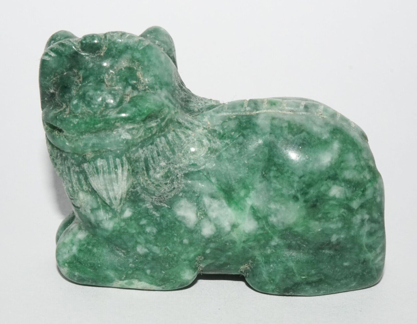 Vintage Chinese Jadeite Jade Carved Snuff Bottle w. Resting Foo Dog (LeS) G12