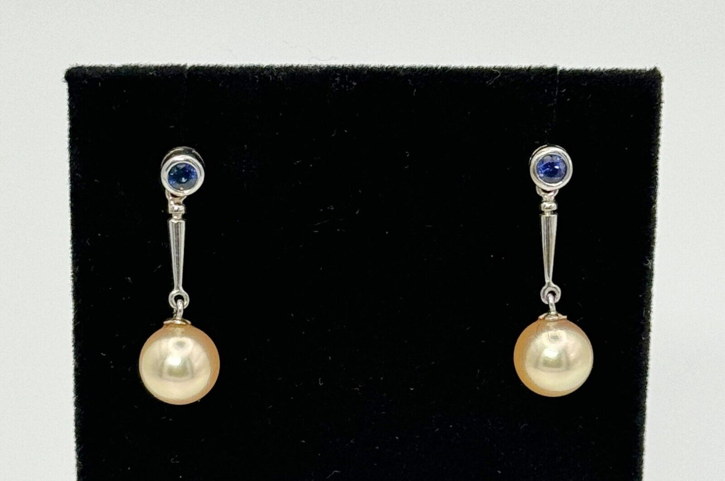 Vintage 18k White Gold, Golden Pearl and Blue Sapphire Drop Earrings (MeC)