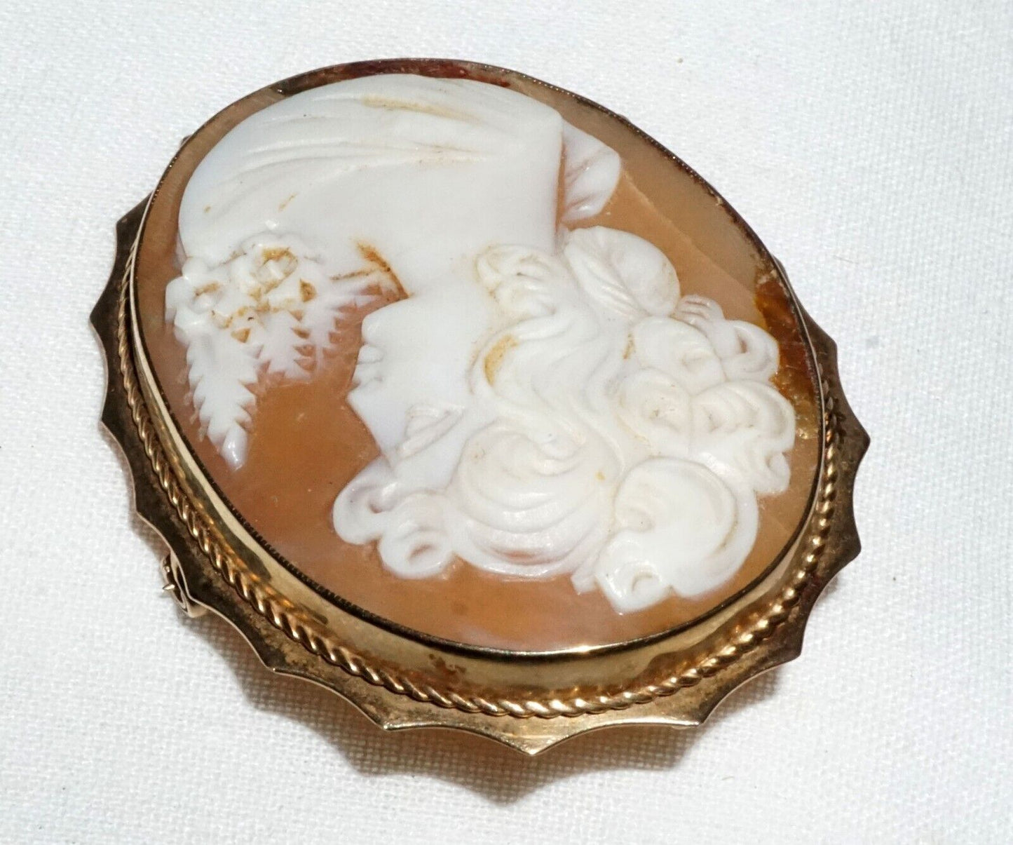 Vintage Yellow Gold Bezel set Shell Cameo w. Beautiful Woman's Bust Motif (GeB)6