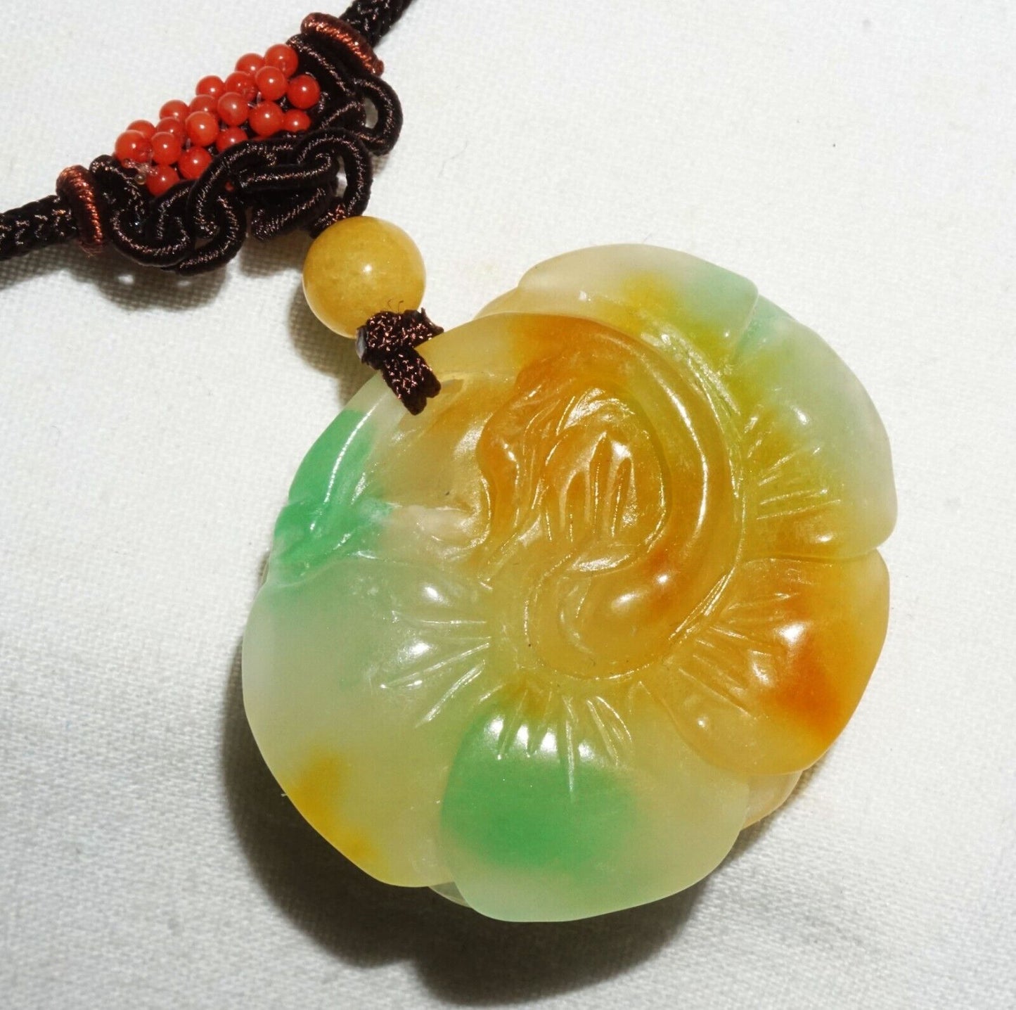 Vintage Chinese Semi Translucent Jadeite Jade Pendant w. Flower Motif (---)