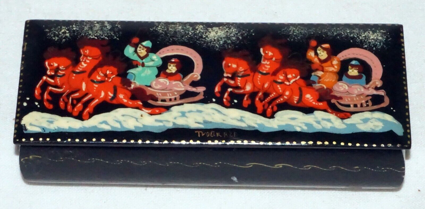 Vintage Russian Lacquer Box Two Horse Drawn Sleighs & Figures signed (AHB)