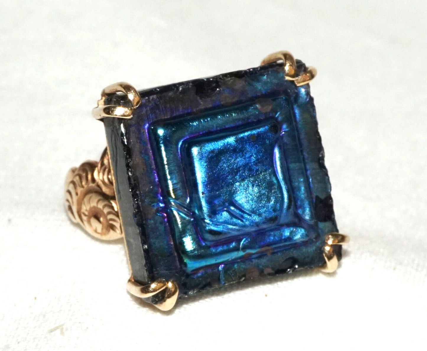 Vintage 14k Yellow Gold Ring Sz.7 w. Blue Enameled Stepped Lacquered Tile (PaS)