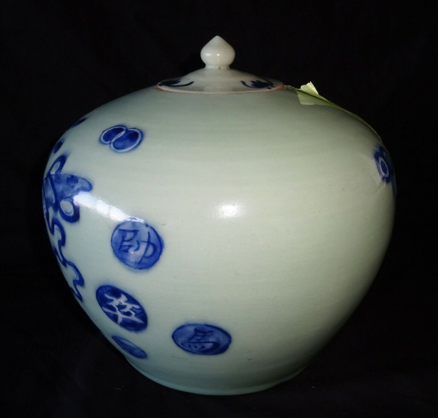 19C Chinese Large Porcelain Jar B&W 100 Antiques & Bat Motif Cover (HeN)#10 IC