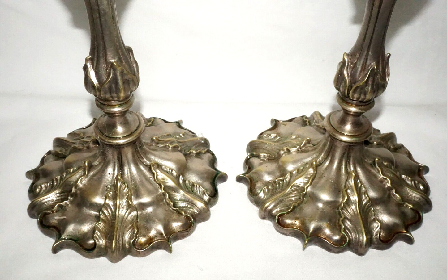 Pair US Silver Plated Heavy Candelabra w. Acanthus Leaves Motif unsigned (UVi)