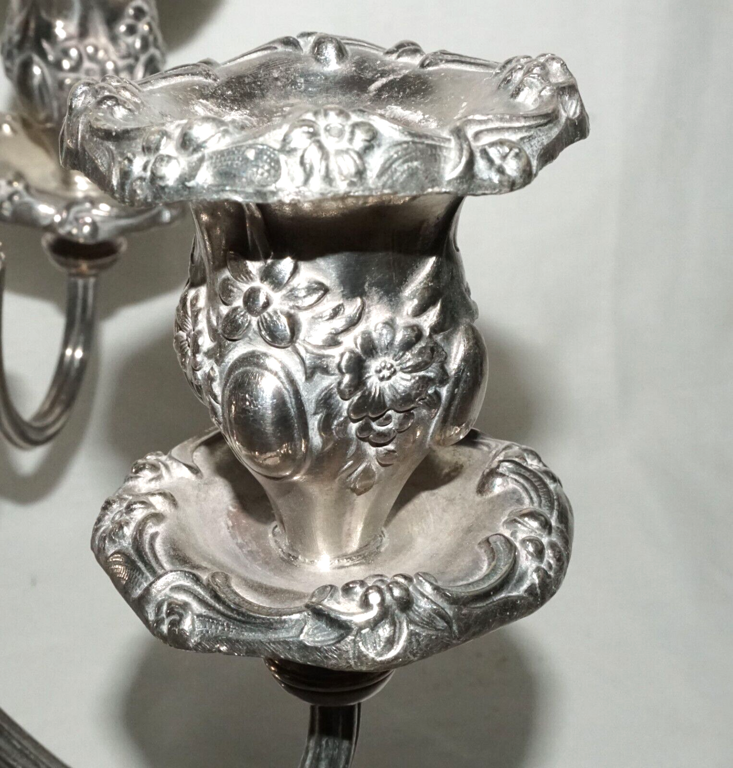 US Antique Silver Quadruple Plated Flower Motif Candelabra Meriden Company (KoS)