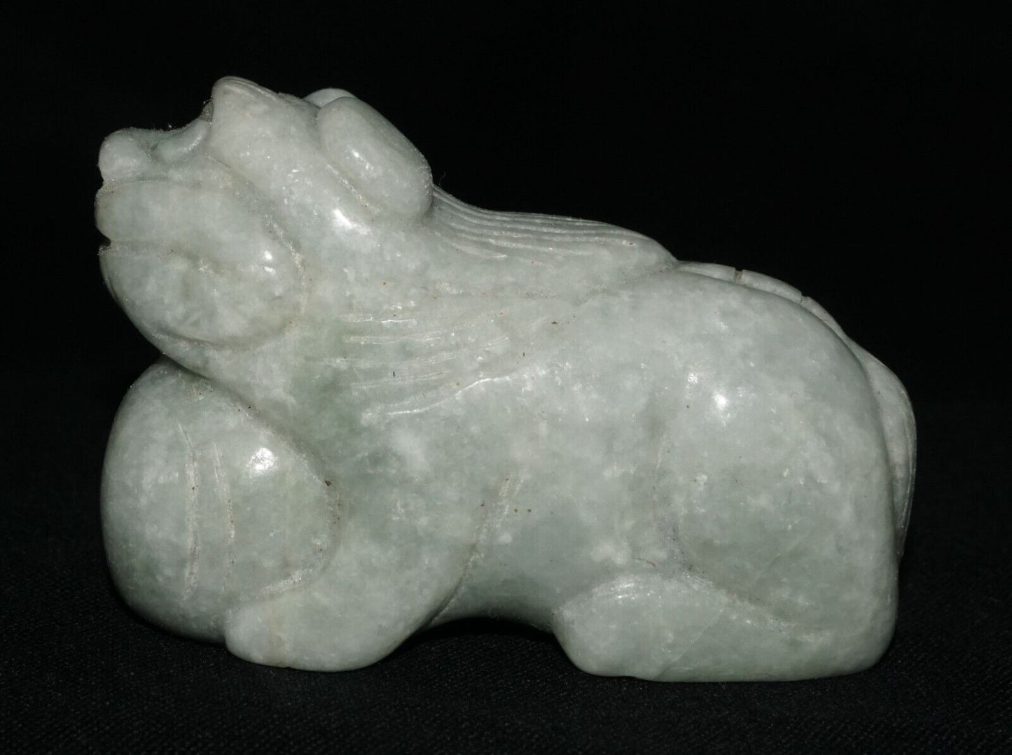 Vintage Chinese Jadeite Jade Carved Snuff Bottle w. Foo Dog & Ball (LeS) G17