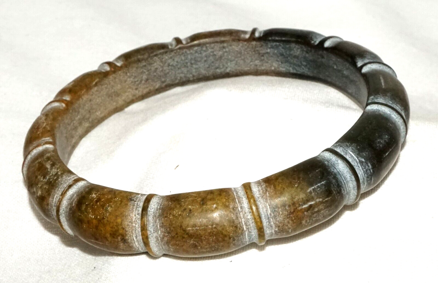 Vintage Chinese Steatite Carved Bangle Bracelet (InS)#L3