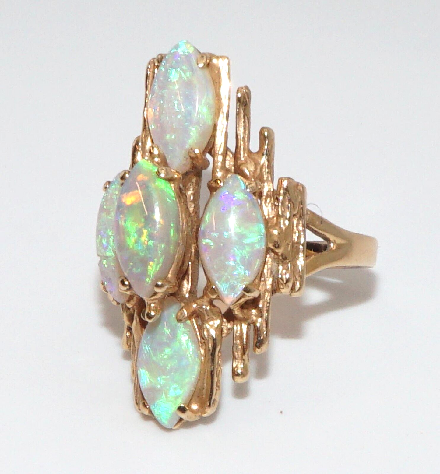 Vintage 14k Yellow Gold White Opal Ring w 5 Marquise Cut Opals Sz. 7 (ArS)