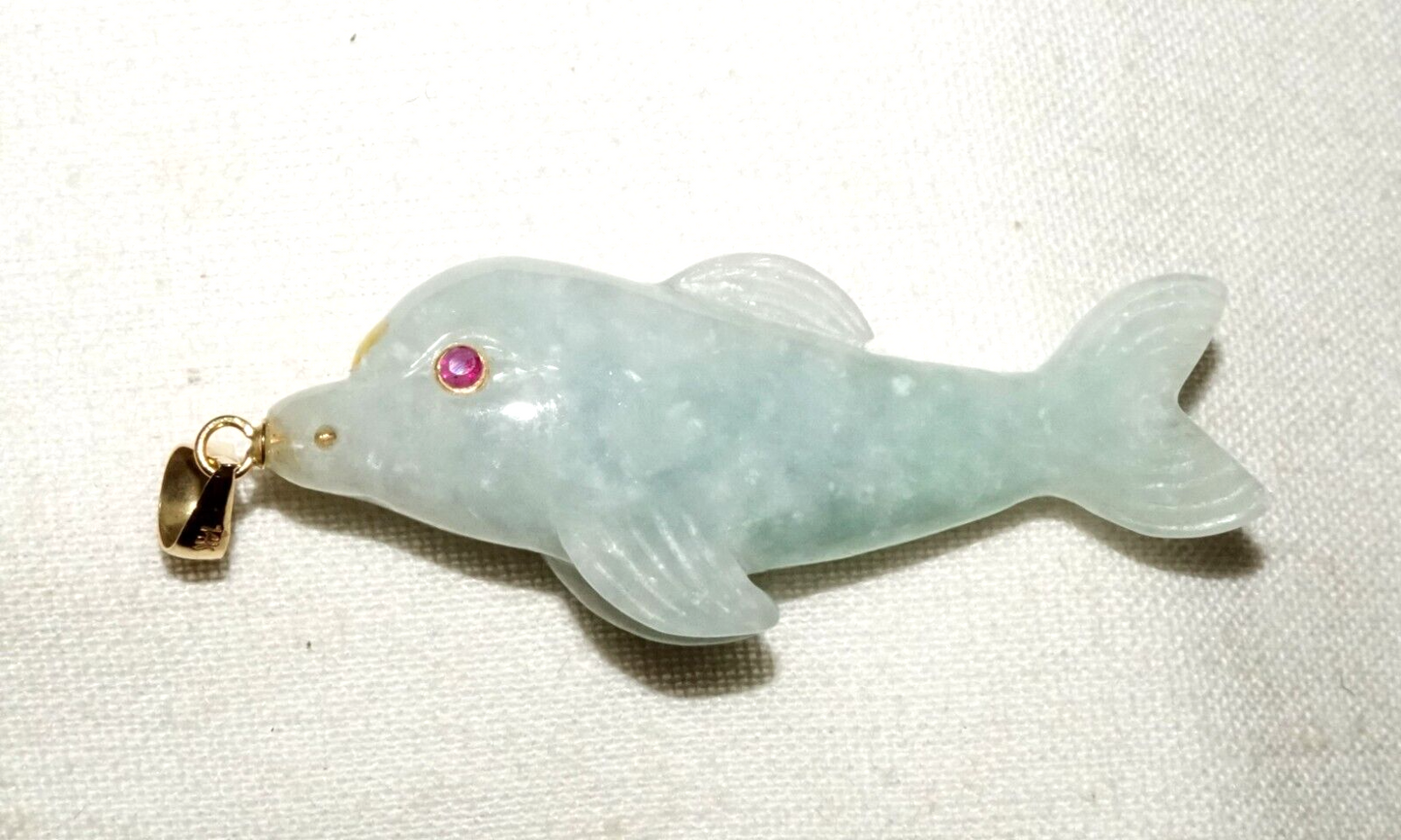 Vintage Chinese 14k Yellow Gold Jadeite Jade Dolphin Pendant w. Ruby Eyes (KiL)