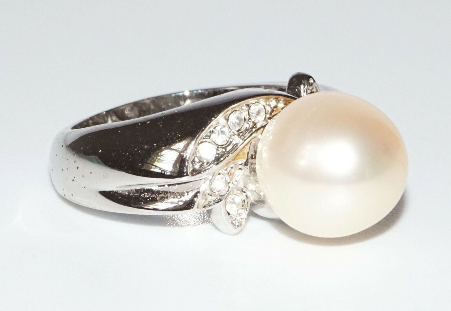 Vintage 14k White Gold Ring Sz.8 w. 1x Pearl & Cubic Zirconia Accents (SaR)#362