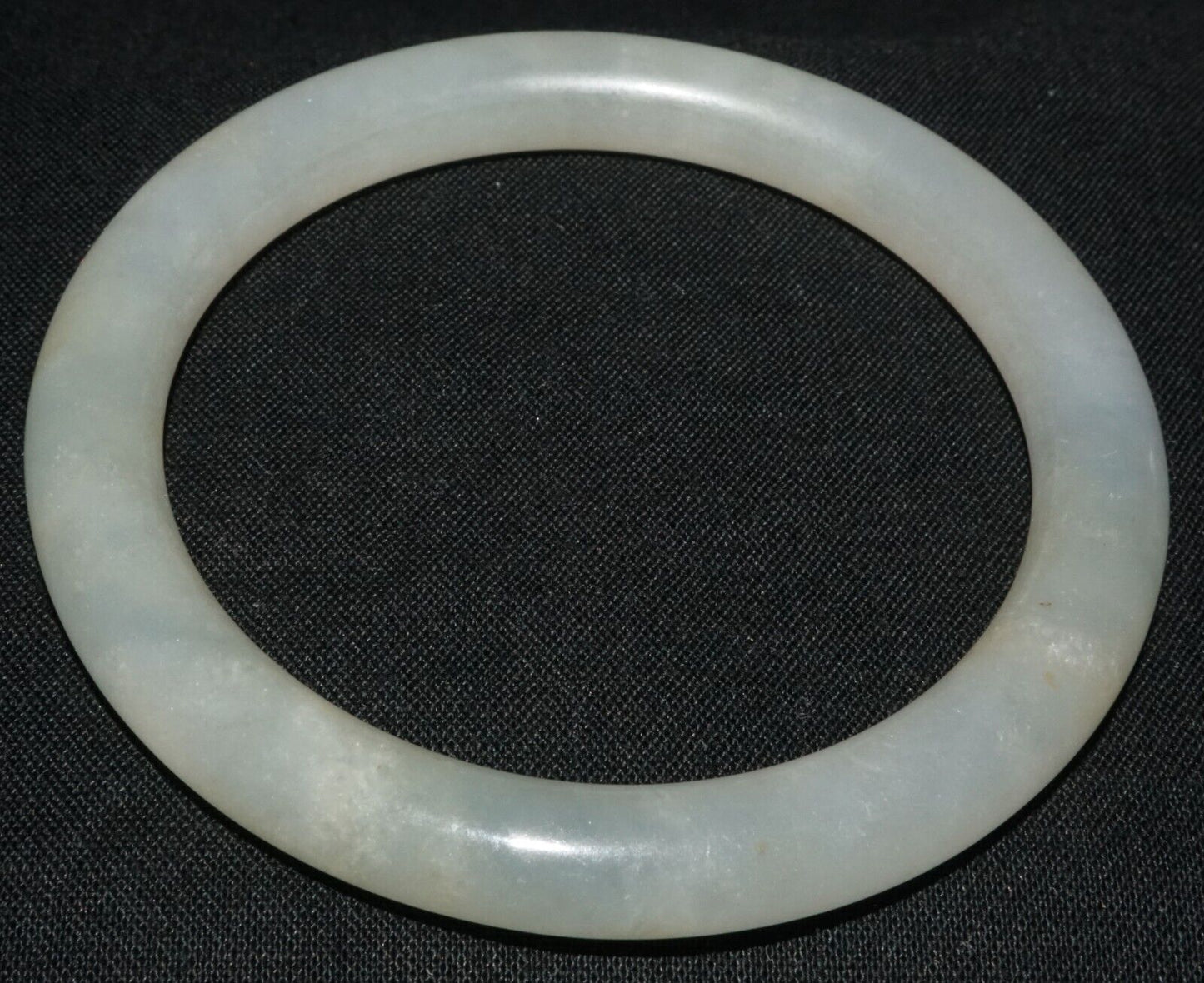 Vintage Chinese Gray Green Off White Jadeite Jade Bangle Bracelet (LeS) B40